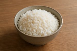 Portion de riz dans un bol pour une personne